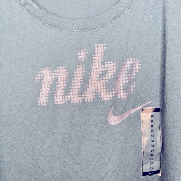 113. NWT Nike Plus Size Essential Tunic Logo T-Shirt, Deep Jungle 3X - Picture 4 of 8